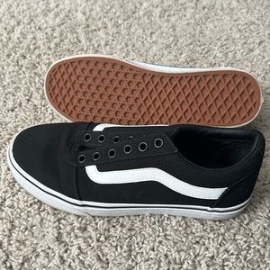 Women’s Vans 8.5, excellent condition.